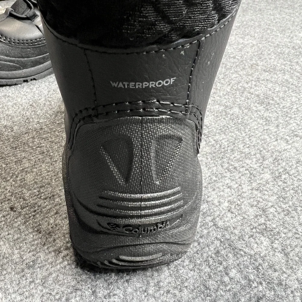 NIB Columbia Kids 6 Bugaboot Celsius‎ Black Waterproof 400g Insulated Snow Boots